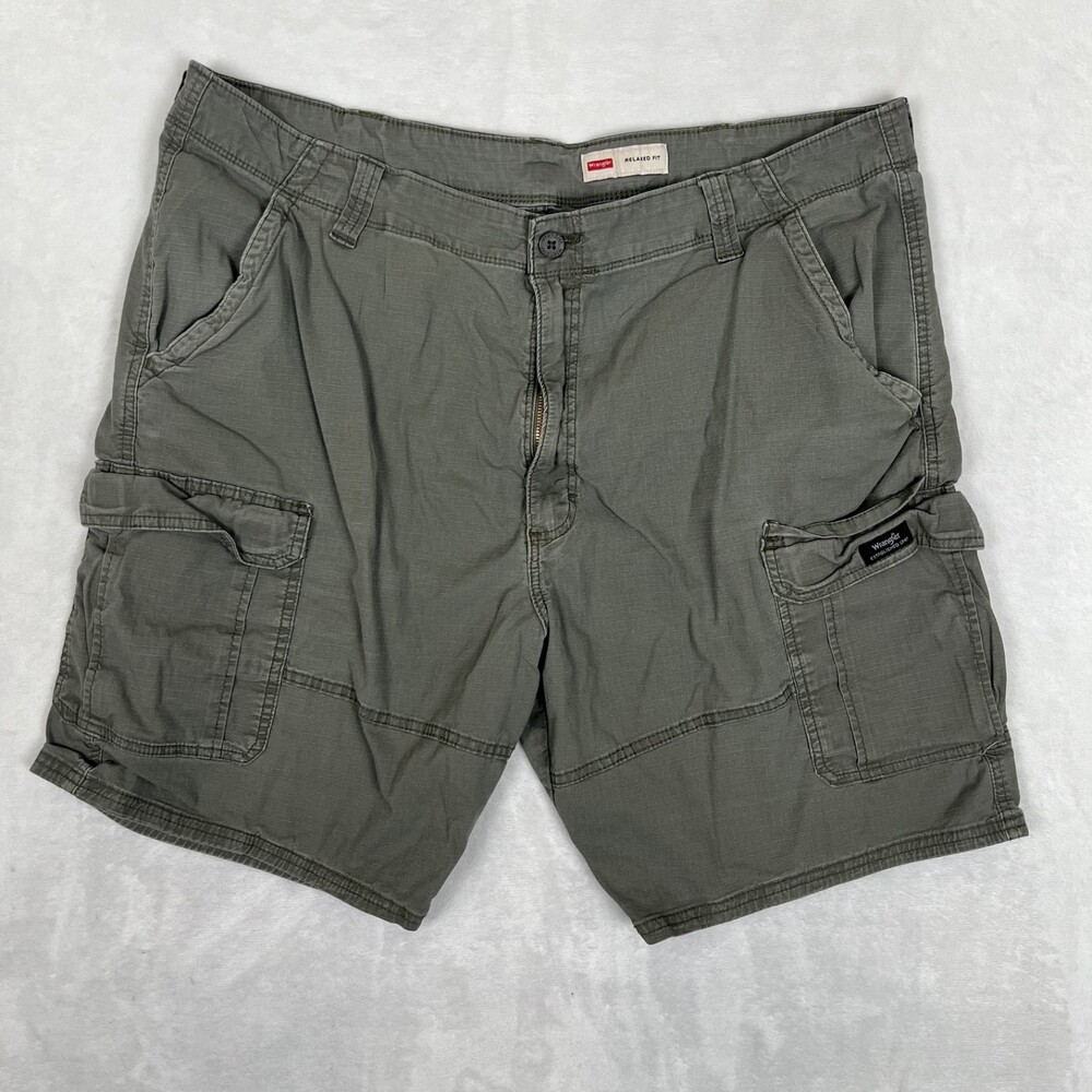 Wrangler Shorts Mens 42 Green Ripstop Cargo Stretch 9 Inseam Utility